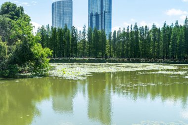 Çin 'deki Lakeside modern ofis binası