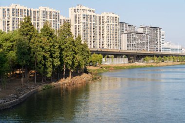 Çin 'deki Lakeside modern ofis binası