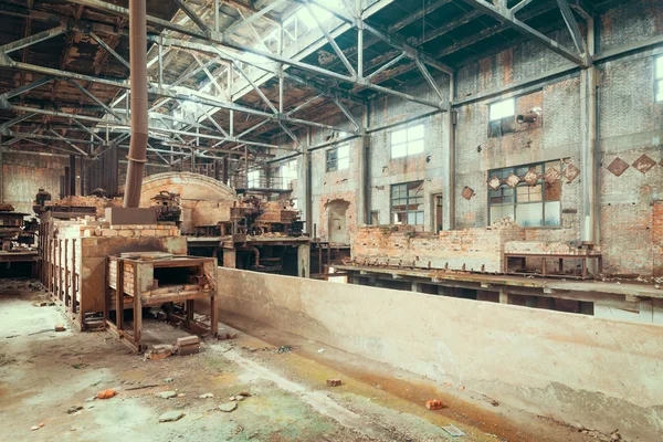 Old abandoned factory — Stock Photo, Image