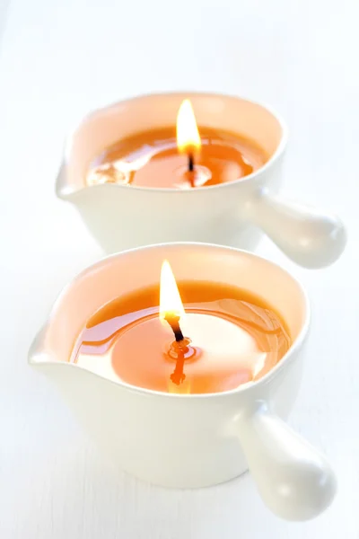 Horké masážní svíčka. — Stock fotografie