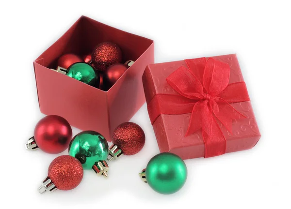 Gift Box  red and ball. — Stock Photo, Image
