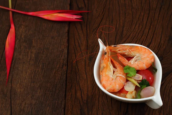 Sour prawn soup is Thai food. — Stock Photo, Image