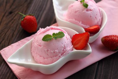 dondurma çilek.