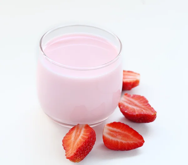 Fruta de la leche de fresa . —  Fotos de Stock