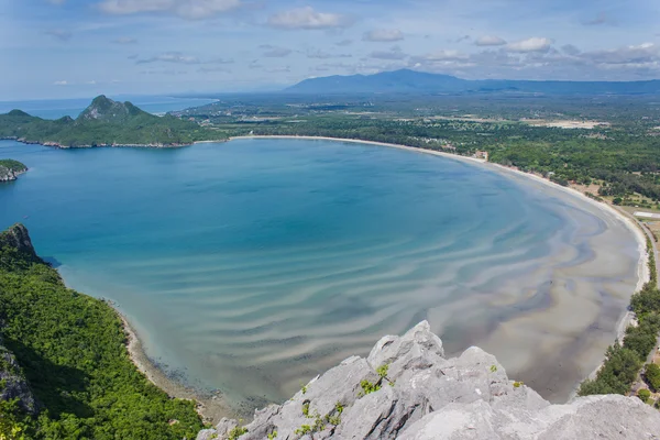 Deniz Gösterim: Prachuap Bay.