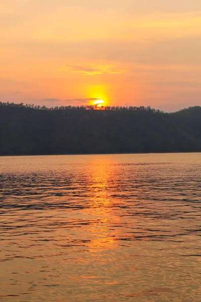 günbatımı ve gündoğumu