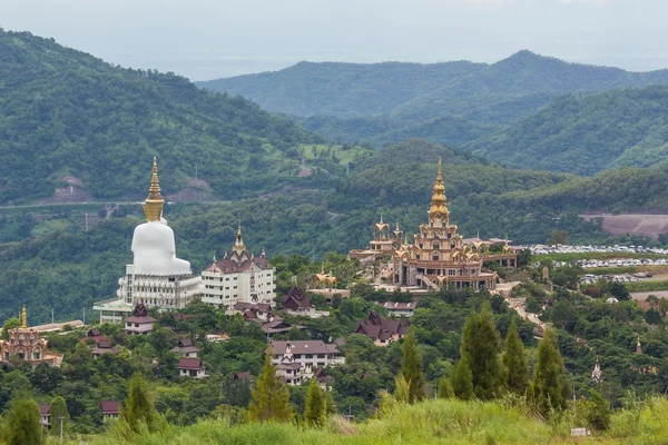 Wat Pha Sorn Kaew- és Wat Phra hozzávetőlegesen Pha Kaew — Stock Fotó