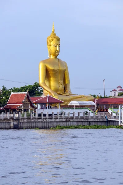 Riverside, büyük Buda