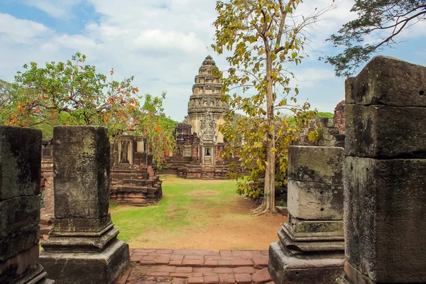 Parque histórico de Phimai — Foto de Stock