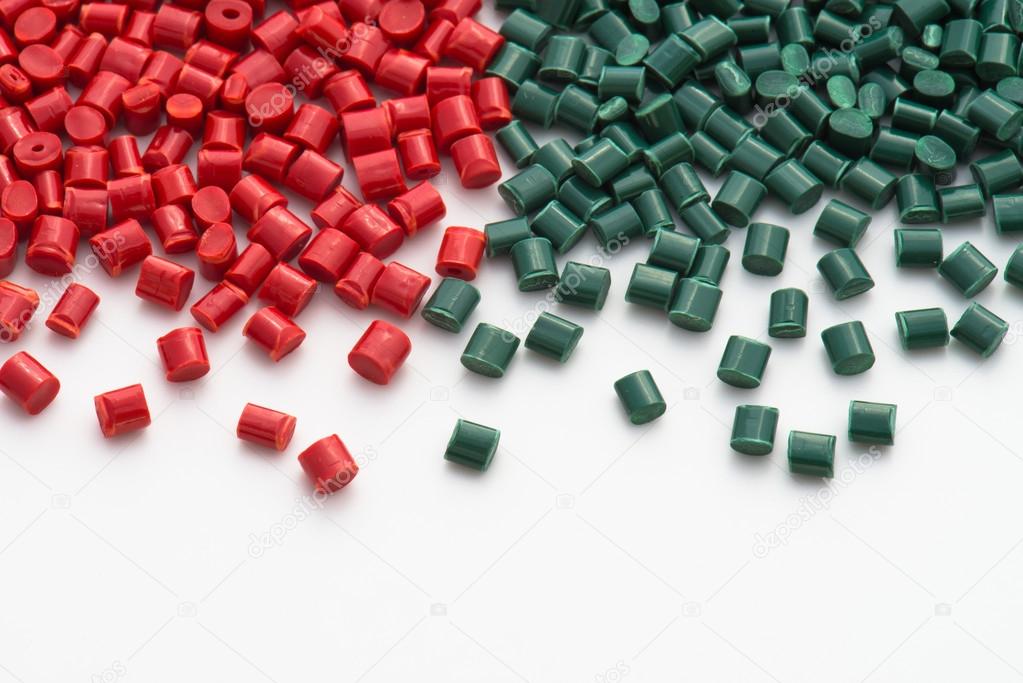 Dyed polymer resins for injection moulding