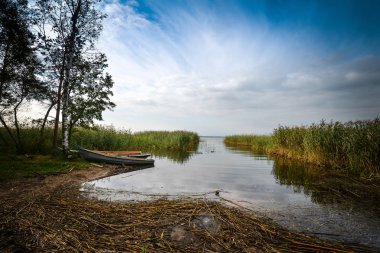 Letonya romantik göl