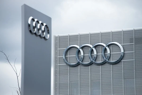 Building of manufacturer Audi — Stock Photo, Image