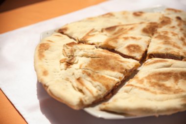 Aile içi topuz ızgara sandviç