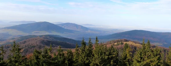 Mogielica Peak - Beskid Wyspowy, Polonia — Foto Stock