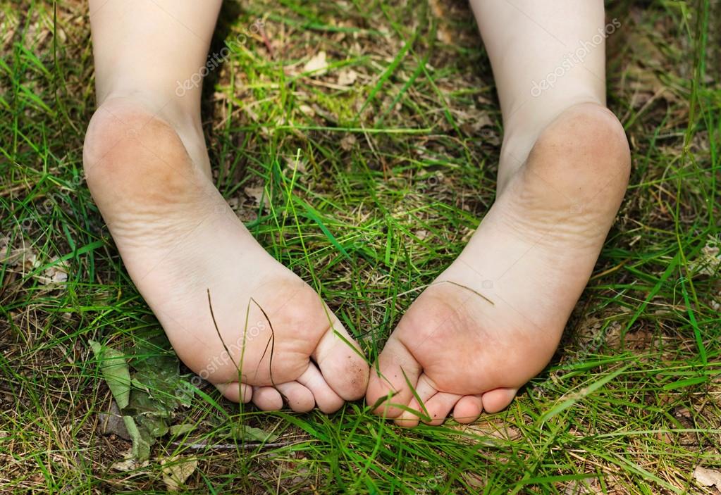 Naked Female Feet