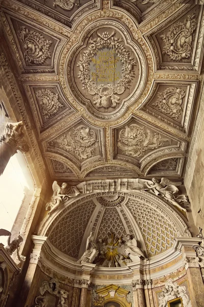 Fragmento do interior da Loggia delle Benedizioni, Basílica di S — Fotografia de Stock