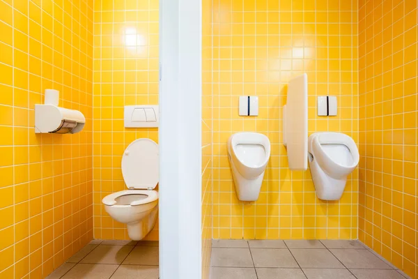 Urinario e inodoro —  Fotos de Stock