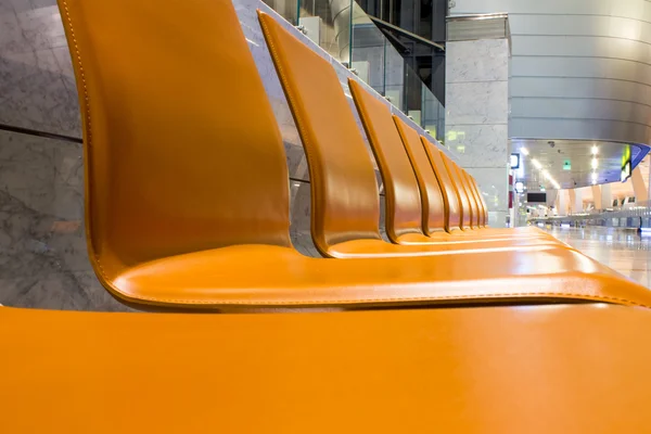 Krzesło w holu lotniska — Zdjęcie stockowe