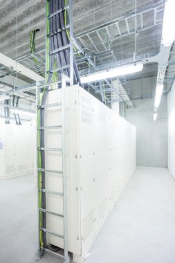 Elektrik kutuları ile Oda