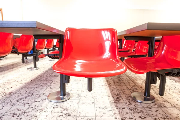 An auditoriumwhit red chairs — Stock Photo, Image