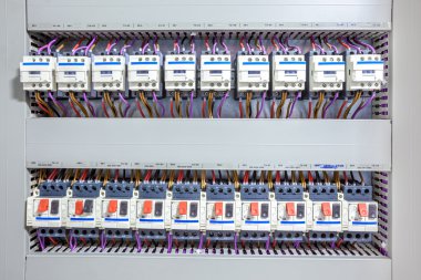 Elektrik sigorta kutusu