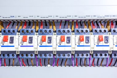 Elektrik sigorta kutusu