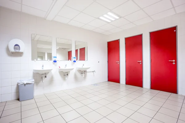 Doors from toilets and sinks — Stock Photo, Image