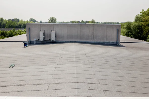 Um topo de telhado — Fotografia de Stock
