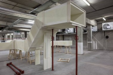 Garajdaki hava kanalları yalıtımlı ve bantsız malzemelerden oluşur.