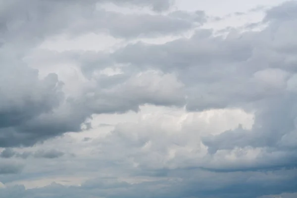 Por Tarde Hay Nubes Oscuras Sobre País Extendiéndose —  Fotos de Stock