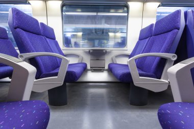 Tren koltukları