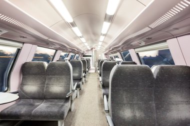 Tren koltukları