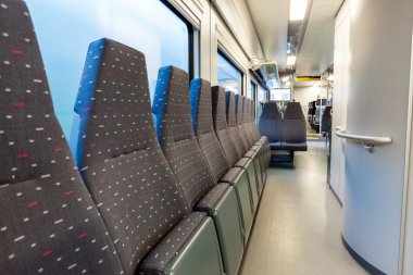 Tren koltukları