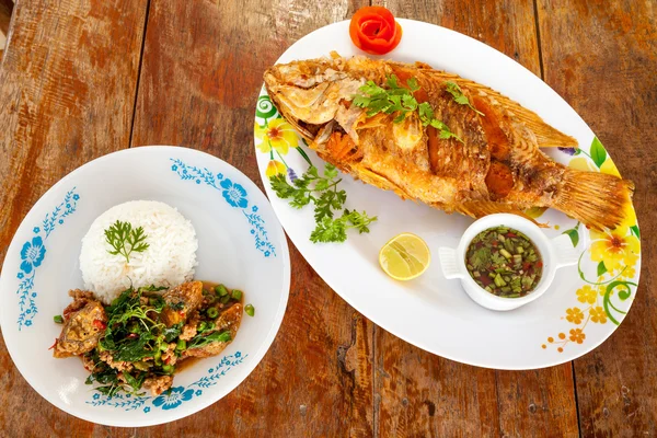 Fish on an plate — Stock Photo, Image