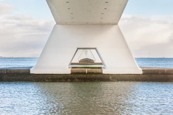 Sea bridge — Stockfoto