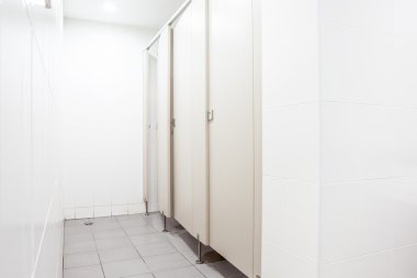 tuvalet kapı