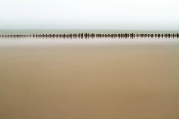 Op het strand — Stockfoto