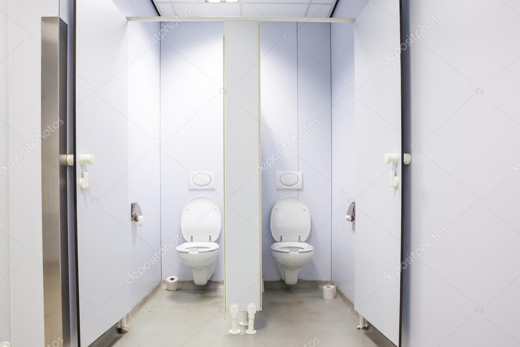 public toilet for men