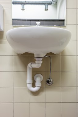 Duvardaki lavabo