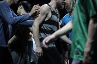 dansçılar hareket temas doğaçlama performansı