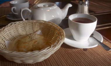 Sabah çay için topuz