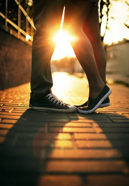 Young couple kissing outdoor in summer — Stock Photo, Image