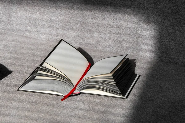 Black White Open Book Empty Pages Red Marker Gray Simple — Stock Fotó