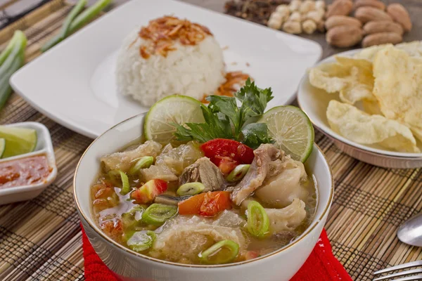 Sop buntut, Indonesian oxtail soup — Stock Photo, Image