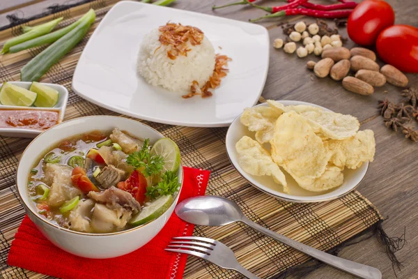 Sop buntut, Indonesian oxtail soup — Stock Photo, Image