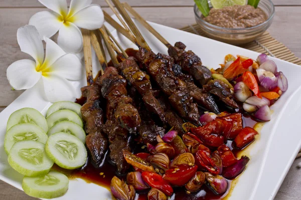 Sate kambing, satay cordeiro indonésio — Fotografia de Stock