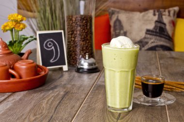 soğuk ve sıcak kahve