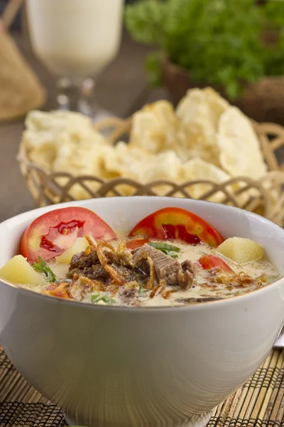 Soto daging Indonesian beef soup — Stock Photo, Image