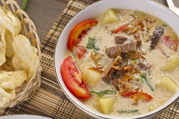 Сото Італійська суп з яловичини — стокове фото