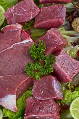 Sığır eti ve otlar